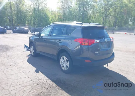 2015 Toyota Rav4 Le z USA, uszkodzony, nr VIN JTMBFREV0FJ030182